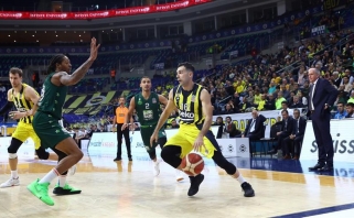 "Fenerbahče" mačo pabaigoje palaužė išsišokėlius ir iškovojo Turkijos taurę