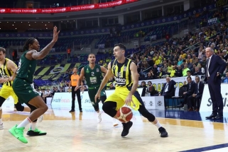 "Fenerbahče" mačo pabaigoje palaužė išsišokėlius ir iškovojo Turkijos taurę