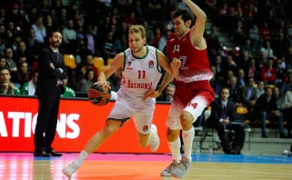 "Baskonia" atleido J.Blažičių ir R.Luzą