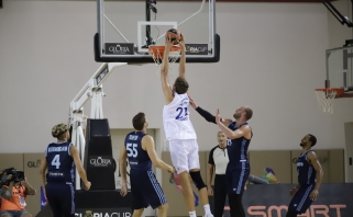 "Gloria Cup" turnyre triumfavo "Anadolu Efes" krepšininkai