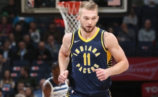 „Pacers“ ir „Rockets“ nervų karu tapusiame trileryje Sabonis ir vėl džiugino puikiu žaidimu