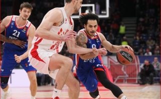 "Anadolu Efes" išsigelbėjo iš keblios padėties: trims žaidėjams leista nevykti į rinktinę