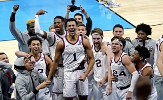 Gonzagos ekipą su Arlausku į NCAA finalą paskutinę sekundę išvedė fantastiškas tritaškis