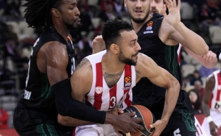 "Olympiacos" Eurolygos sezoną užbaigė sutriuškindami autsaiderius