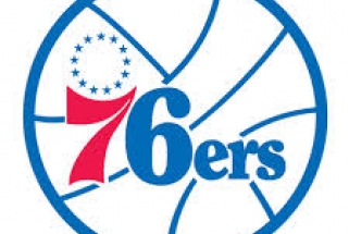 "76ers" sudarė sutartį su J.Sampsonu